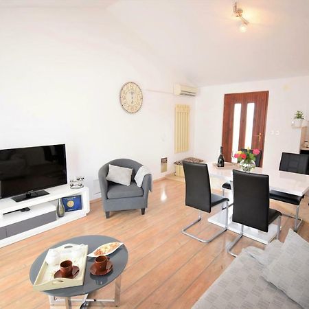 Apartment Vita Vodnjan Luaran gambar