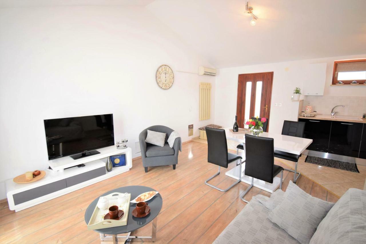 Apartment Vita Vodnjan Luaran gambar