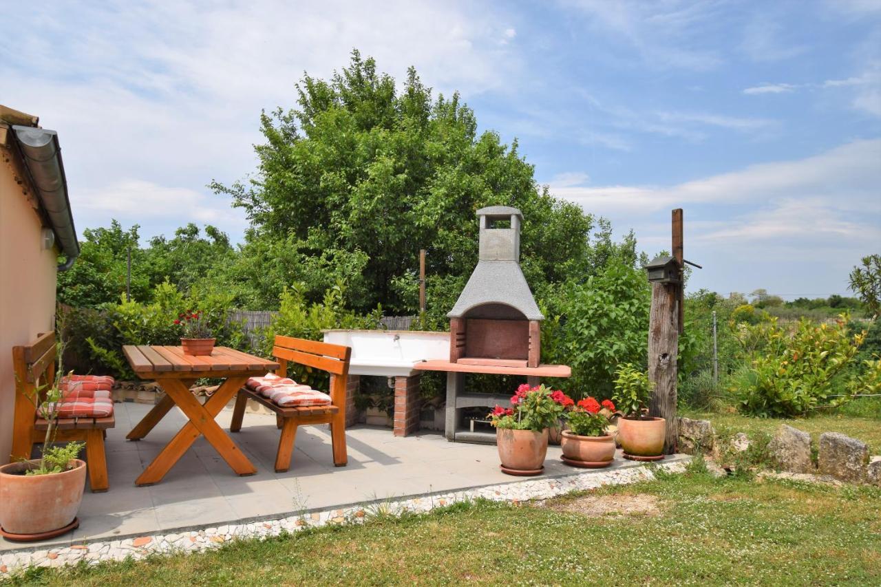 Apartment Vita Vodnjan Luaran gambar